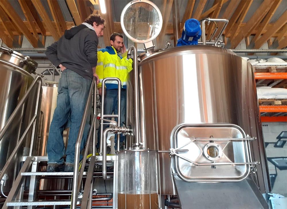 Les Zythonautes Brewing in France- 1000L brewery equipm